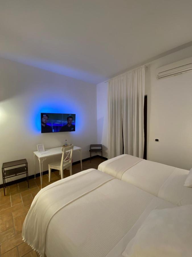 Hotel Domus Giuliae à Trecastagni Extérieur photo