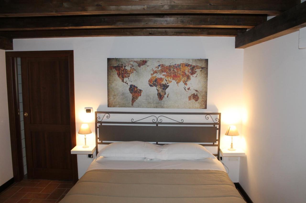 Hotel Domus Giuliae à Trecastagni Extérieur photo
