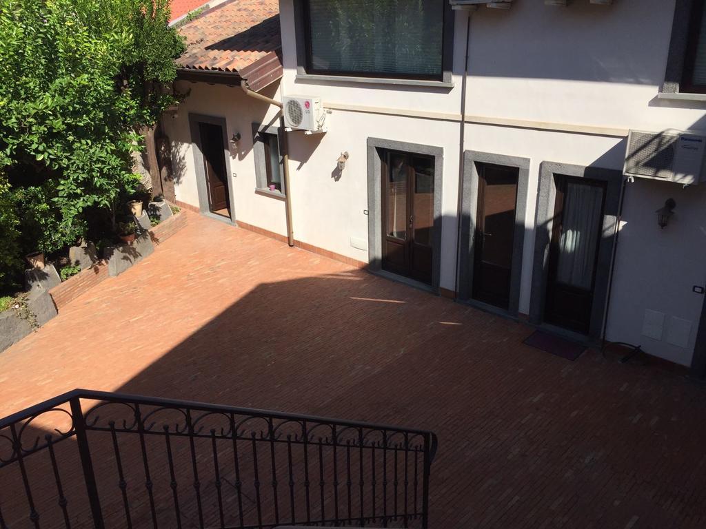 Hotel Domus Giuliae à Trecastagni Extérieur photo