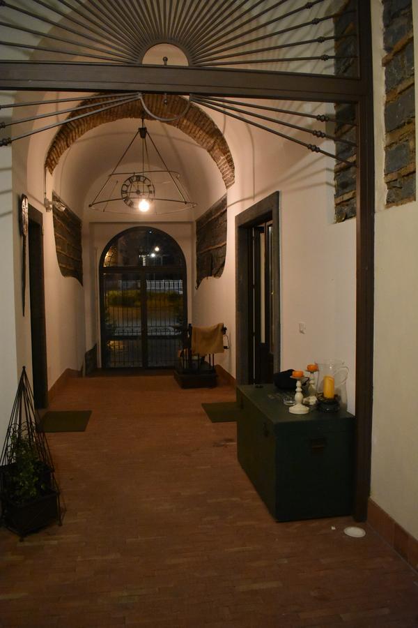 Hotel Domus Giuliae à Trecastagni Extérieur photo